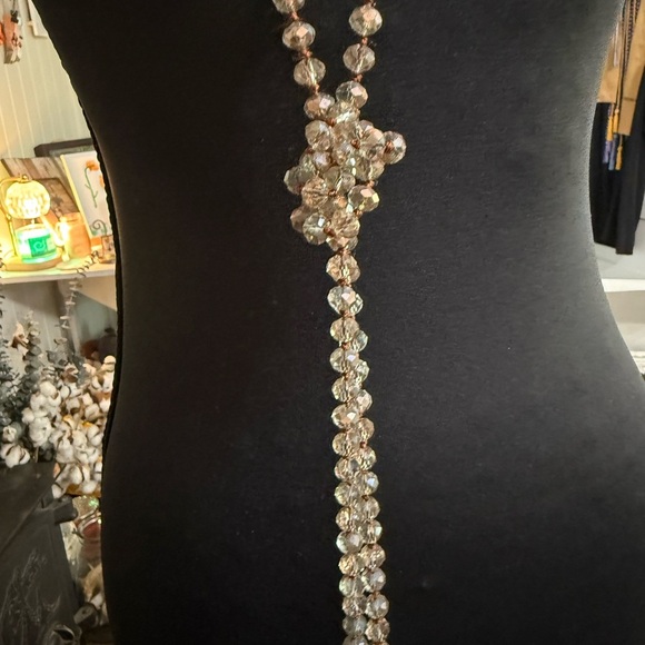 Elegant Clear Beaded Necklace - Picture 3 of 4